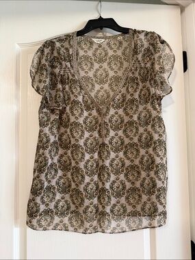 Max Studio Olive Floral V-Neck Short Sleeve Blouse